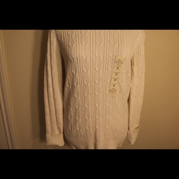New with Tags St. John’s Bay cable knit sweater - Picture 3 of 7